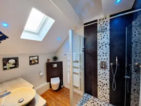 ❤ The Cozy Studio/Loft under the Roofs - Image 4