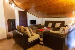 The attic of Joy! - Image 5