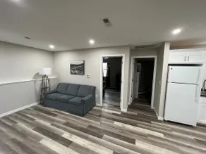 Home In Eddyville - Image 3