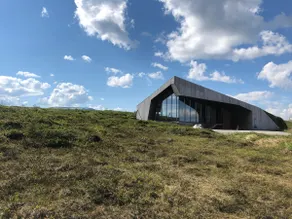 Large and unique cabin with a great view - Image 2