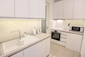 Belville Luxury Apartment - Image 4