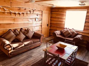 Los Canelos cabins (NEW) 4x4 vehicle entry - Image 3