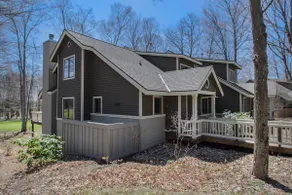 The Ski & Tee - 5 bdrm condo on 18th fairway & steps from ski trail - Image 4