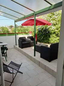 House for 2 people, garage, terrace, near city center - Image 3
