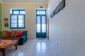 Skalina Seafront Townhouse ~ AC & WI-FI - Image 5