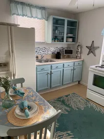 Whimsical and Wonderful Retreat near the Ocean - Image 2