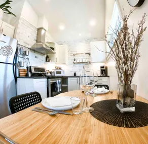 The Sunset Loft - Image 5