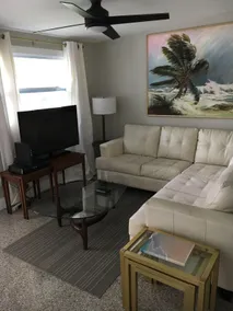 Mad Men Retreat! Mid Century-esque 3/2 home! - Image 4