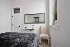 Downtown Views, Two Bedroom Condo with Kitchen - Image 4
