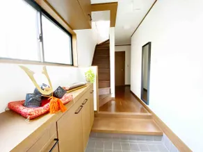 7 mins walk to Yamanote Line Osaki Station, whole house rental, 90 mins to Narita Airport, 30 mins to Haneda Airport - Image 2