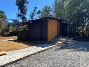 The Black Cabin, spacious, secluded and tranquil. - Image 4