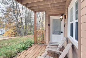 Tranquility Lodge by Instant Suites - Image 4