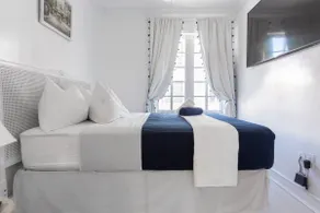 OceanDrive beachfront 2 charming renovated bd SoBe - Image 2