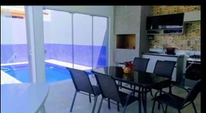 Private, 100 from the beach with pool, deck and spa - Image 5
