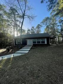 Family friendly spacious cabin on Lake Livingston! - Image 5