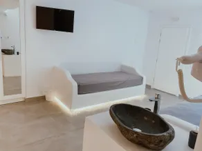 Eternal Suites - Image 3