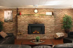 Beautiful secluded home in country setting - Image 4
