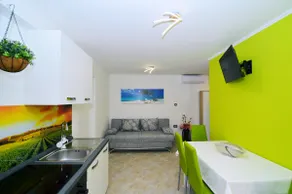 Apartment Vedran 2+2 - Image 2