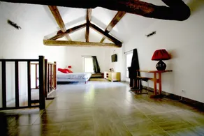 4-person accommodation in a hotel with pool - Image 5