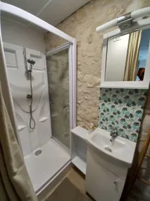 Gîte de la Poterie Fenêtre sur Loire - Image 3