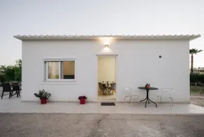 Stella's Holiday House - Image 4