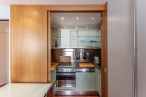 Very central on 2 levels [2BD+2BT] Free Parking - Image 4