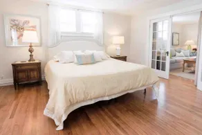 Sophisticated Charm at an unbeatable price! - Image 5