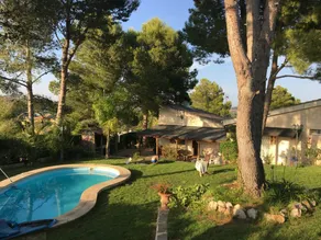 House with a private pool in Turis, Valencia - Image 3