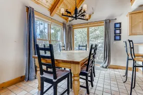 Large, perfectly located Mountain Cabin, 3 bed + loft/3 bath - Image 5
