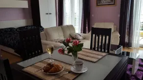 Charming Apartment 2 with a View - Image 4