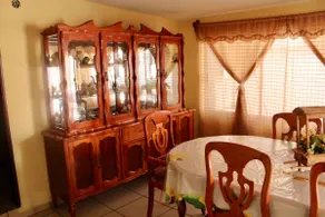 Spacious house half a block from the Zócalo - Image 4