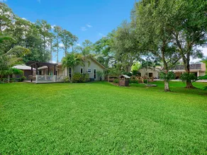 Jupiter Farms Tropical Oasis with Lush Landscaping - Image 5