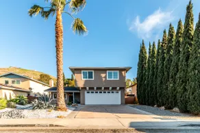 Newly Remodeled Home 4 Lrg Family/Friend Gathering - Image 2