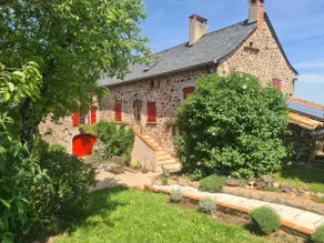 95m² holiday cottage 7 minutes driving from Najac! - Image 2