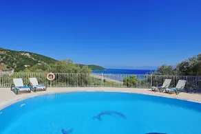 Beach Villa Oneiro - Image 3