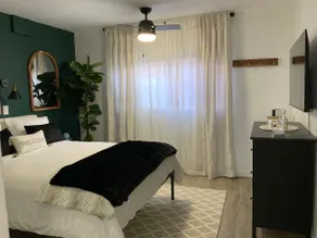 Lavish Apartment near LAX/SoFi Stadium - Image 4