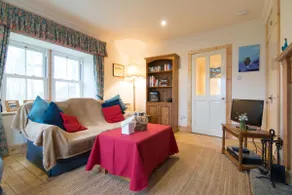 South Lodge - Image 2