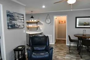 The Sturgis Place - Custom Built Cabin - Image 4