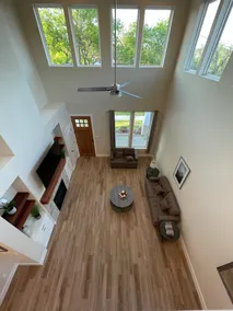 *MODERN* luxury home away from home - Image 2