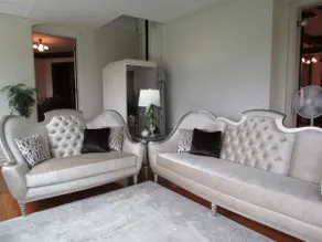 Private 4-Bedroom Apartment in Historic Mansion - Image 3