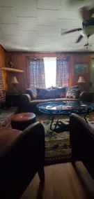 Home with beach and trails - Image 2