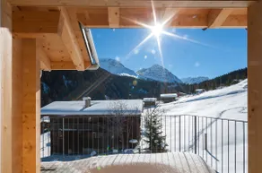 Modern and cozy mountain apartment with a view - Image 5