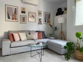 3# Fabulous Penthouse with Terrace in the Center of Granada - Image 2