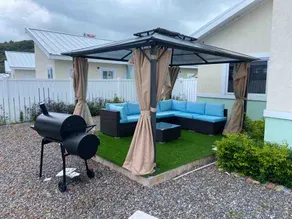 Cozy Luxury Ocean Pointe With Swimming Pool Gym  King Bed And Free Parking  - Image 4