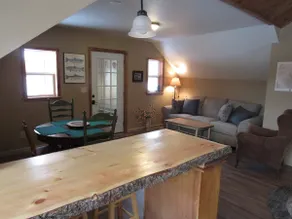 Hikers Base Camp Cabin - Image 3