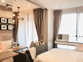 Siam Pratunam Modern 1BR 5minBTS Pool Private Lift - Image 4