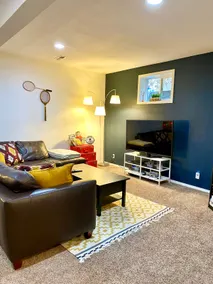 Inner SE PDX! Historic Sellwood Basement Apt - Image 4
