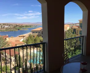 Spectacular 3bdrm, 3ba Lake Las Vegas Condo - Image 2