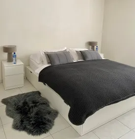 Beautiful ground floor apartment with garden - Image 5