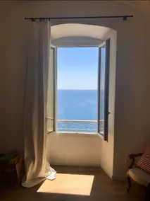 Casa Mandulina – Old Town with Stunning Sea View - Image 4